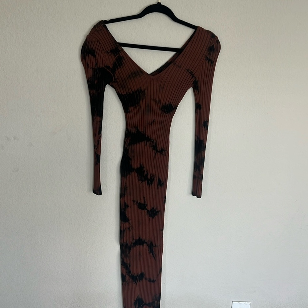 Tie-dye bodycon dress